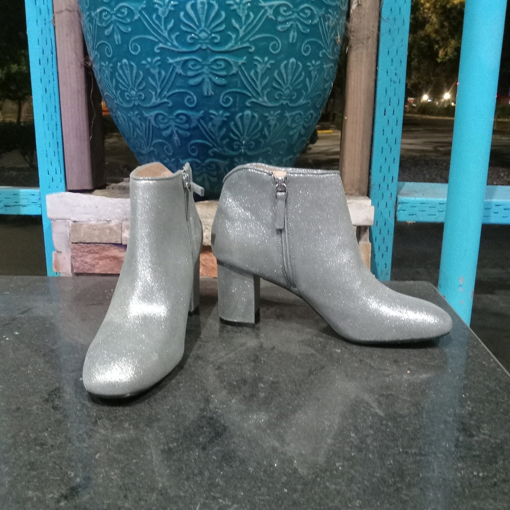White House Black Market Silver Heeled Boots - Picture 4 of 10